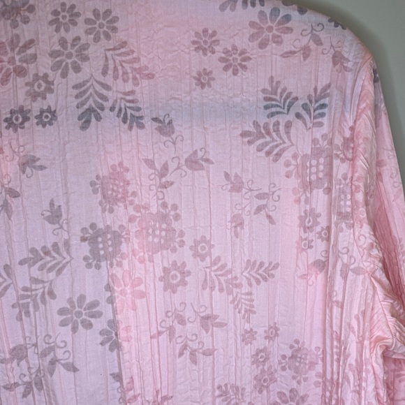 Sag Harbor women’s medium pink sheer button down blouse - Picture 4 of 7